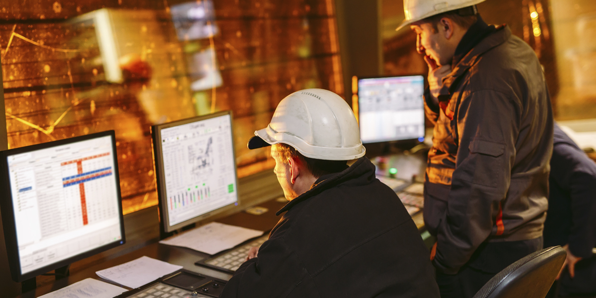 Workers monitor foundry processes remotely utilizing smart manufacturing technology